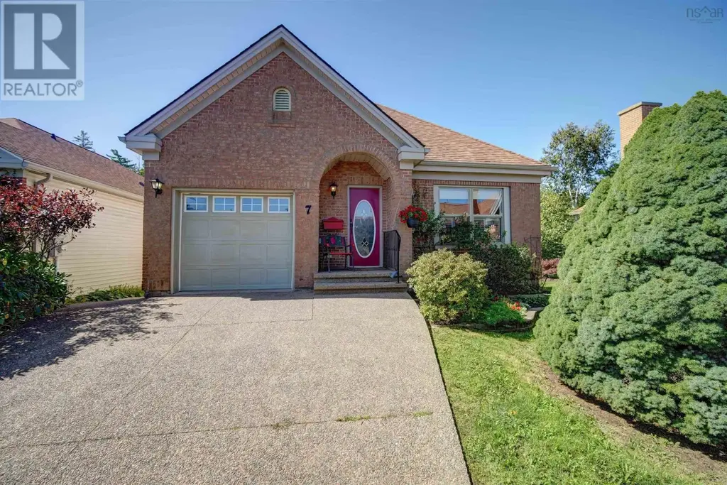 7 Compass Rose Court, Bedford