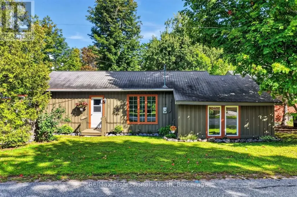 160 Isaac Street, Gravenhurst (Muskoka (S))