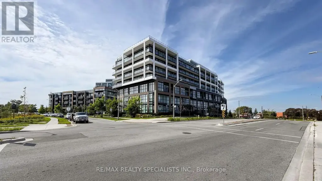 601 - 60 George Butchart Drive, Toronto (Downsview-Roding-CFB)