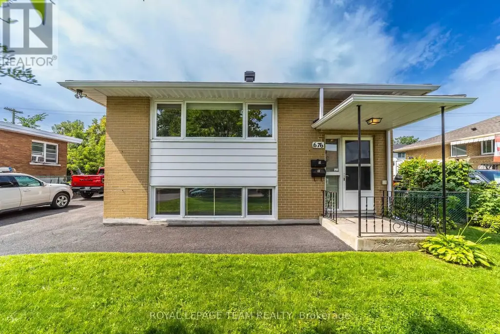1 - 676 Borthwick Avenue, Ottawa