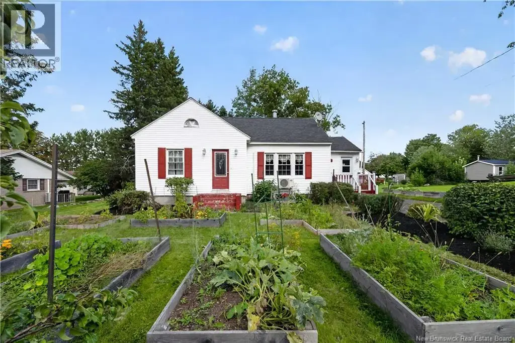 6 Spring Street, Petitcodiac