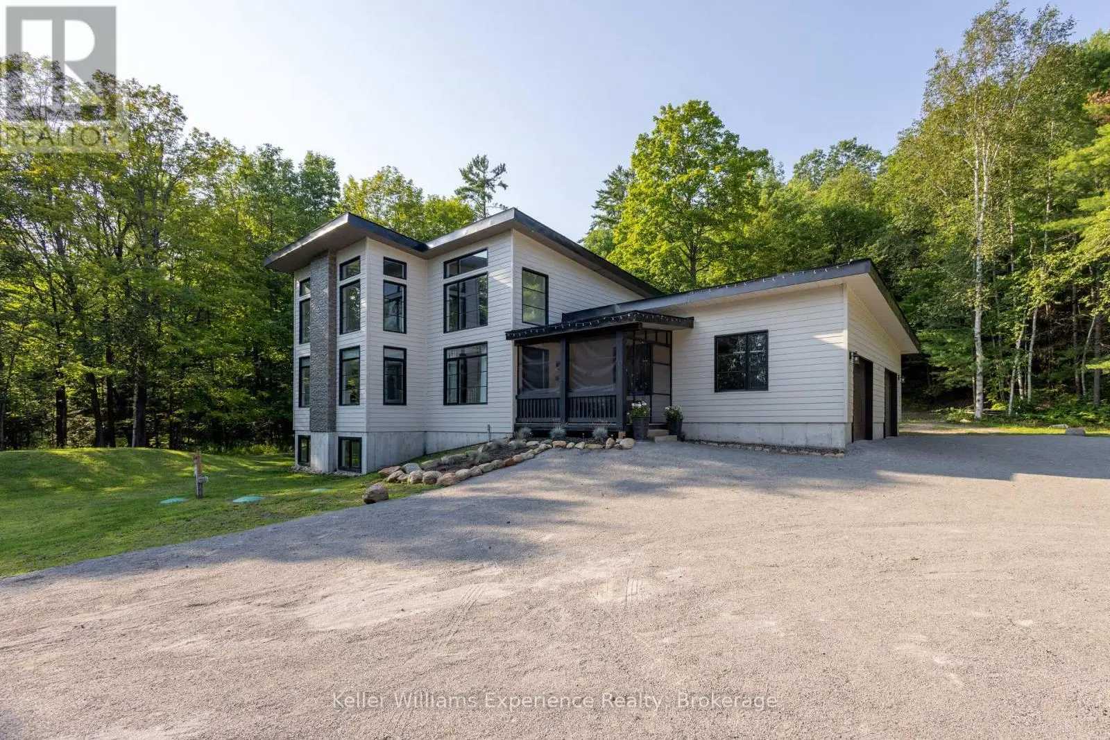 1739 Fraserburg Road, Bracebridge (Draper)