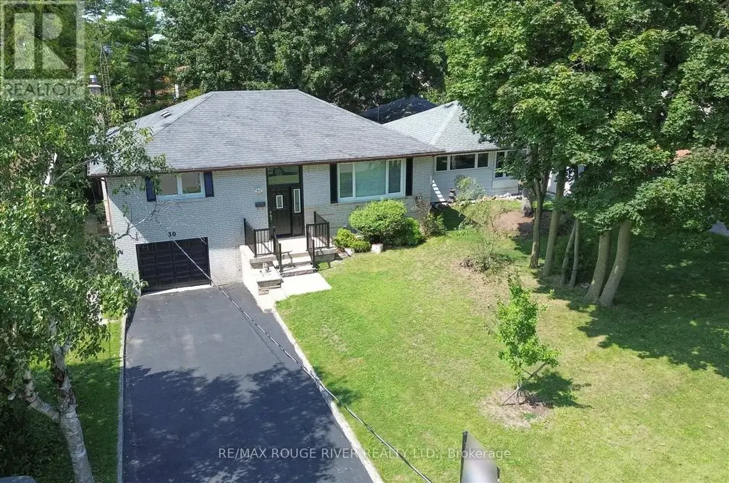 30 Scarboro Avenue, Toronto (Highland Creek)