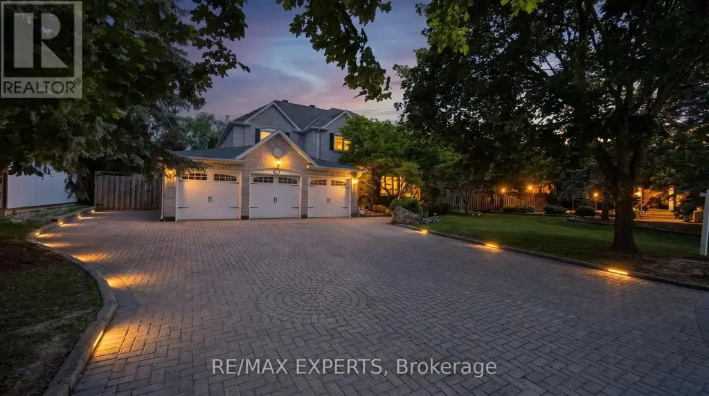 123 Fern Valley Crescent, Richmond Hill (Oak Ridges)