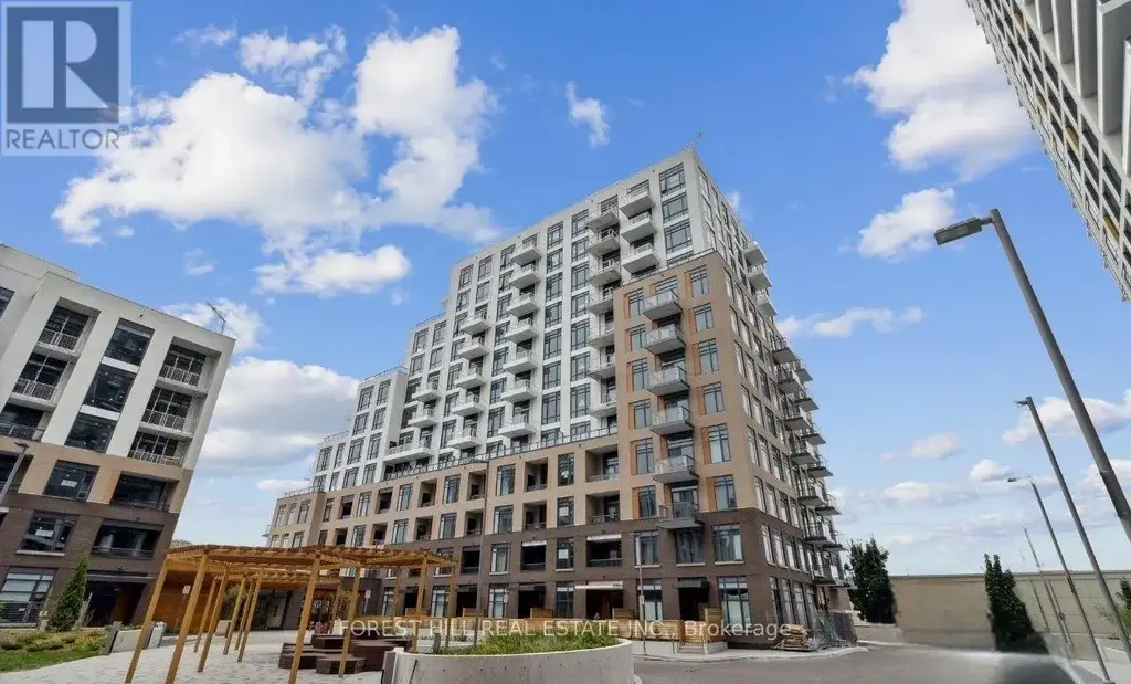 C904 - 8 Beverley Glen Boulevard, Vaughan (Beverley Glen)