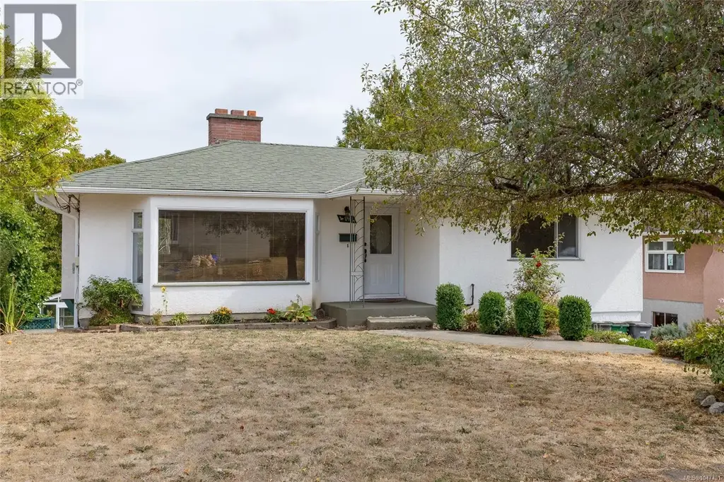 4141 Hawkes Ave, Saanich