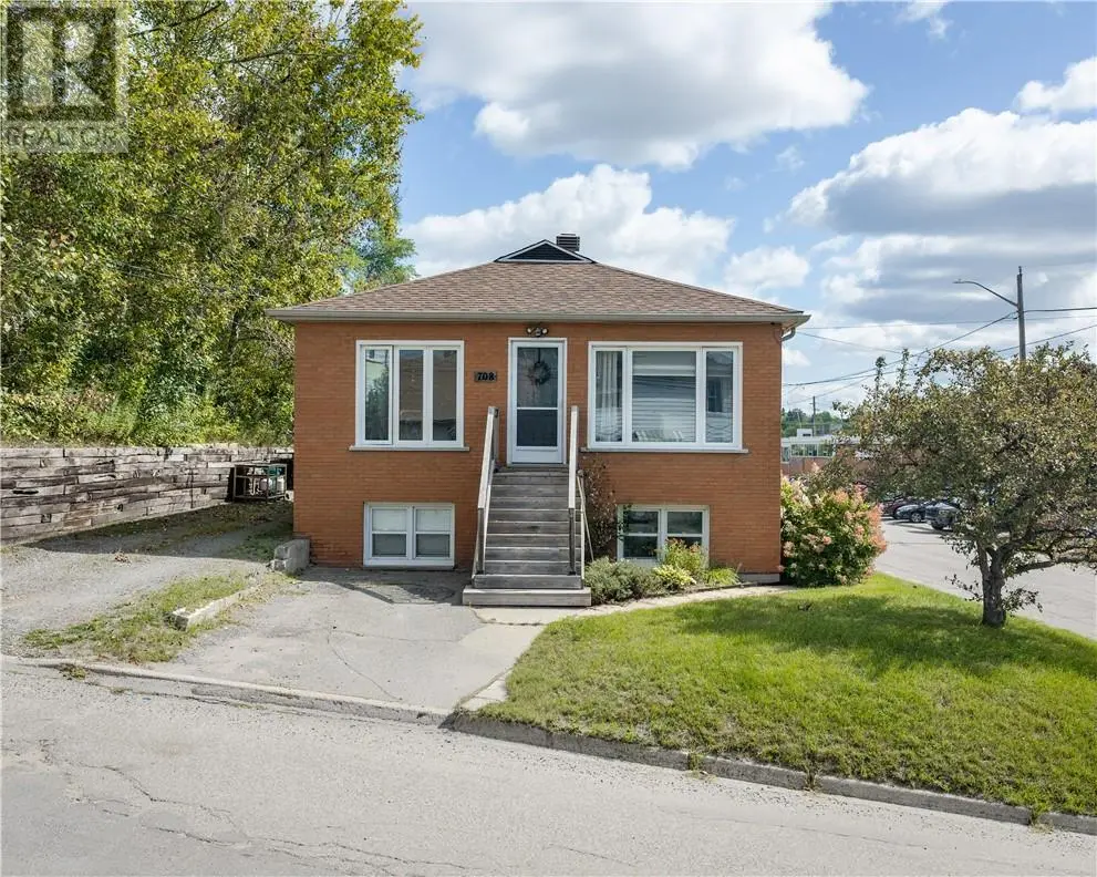 708 Lawson Street, Sudbury