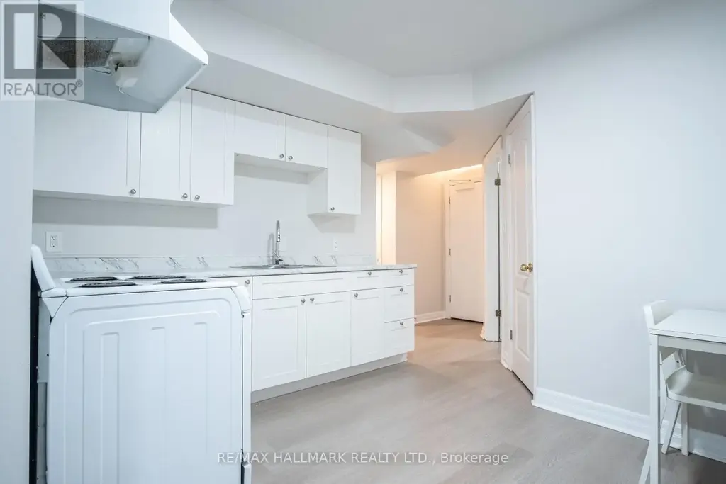 Basement - 116 Regina Avenue, Toronto (Englemount-Lawrence)