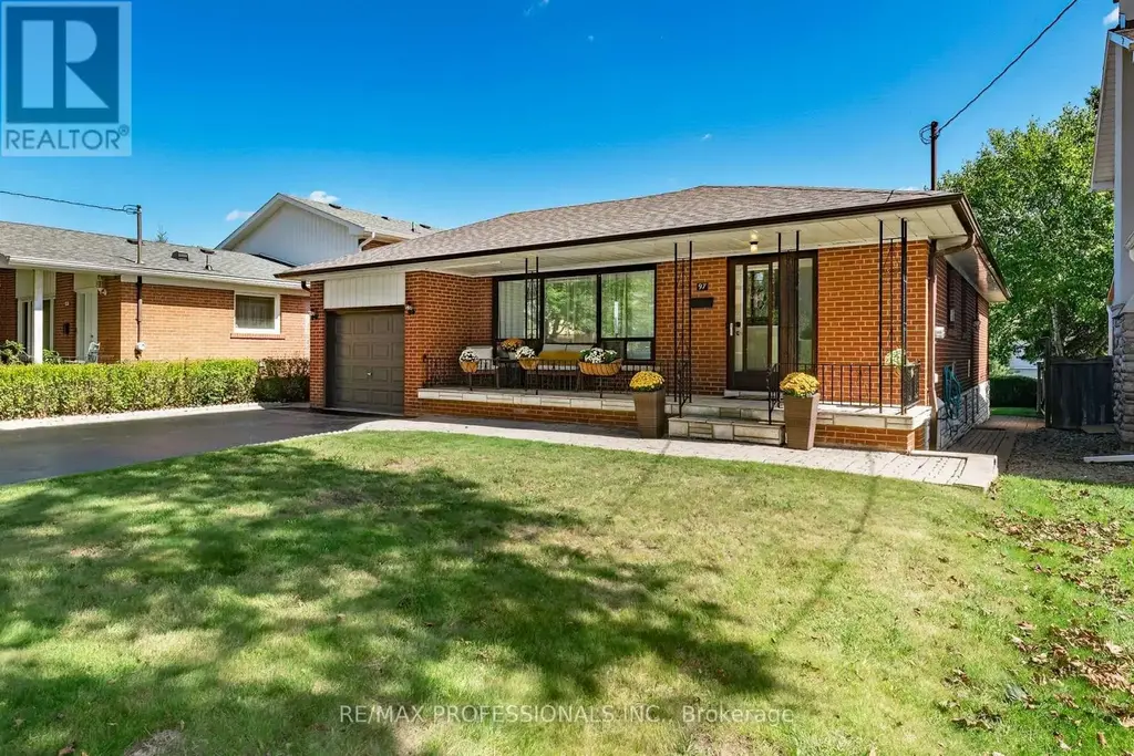 97 Freemont Avenue, Toronto (Humber Heights)