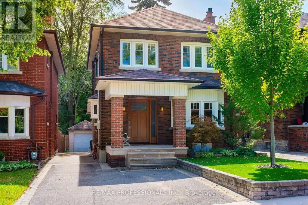 15 Idyllwood Crescent, Toronto (High Park North)