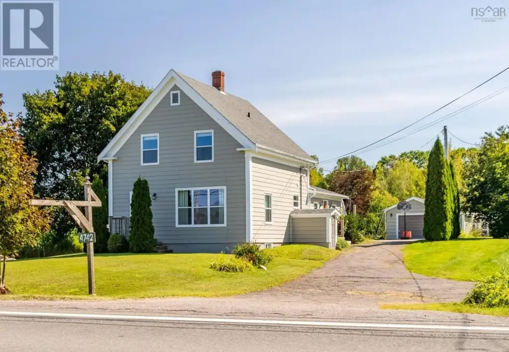 4742 Highway 1, South Berwick