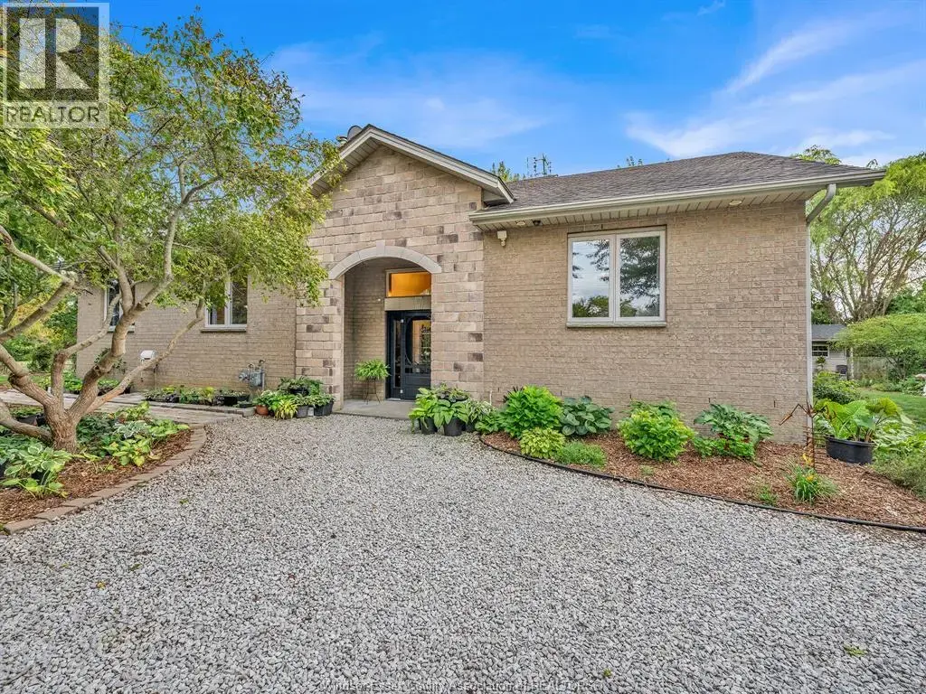 15461 County Rd 8, Essex