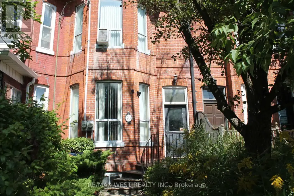 3rd Floor - 78 Wright Avenue, Toronto (Roncesvalles)