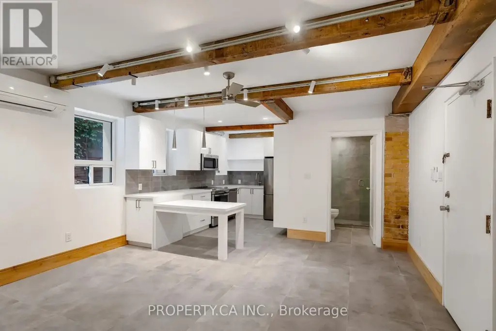 #8 - 97 Lee Avenue, Toronto (The Beaches)