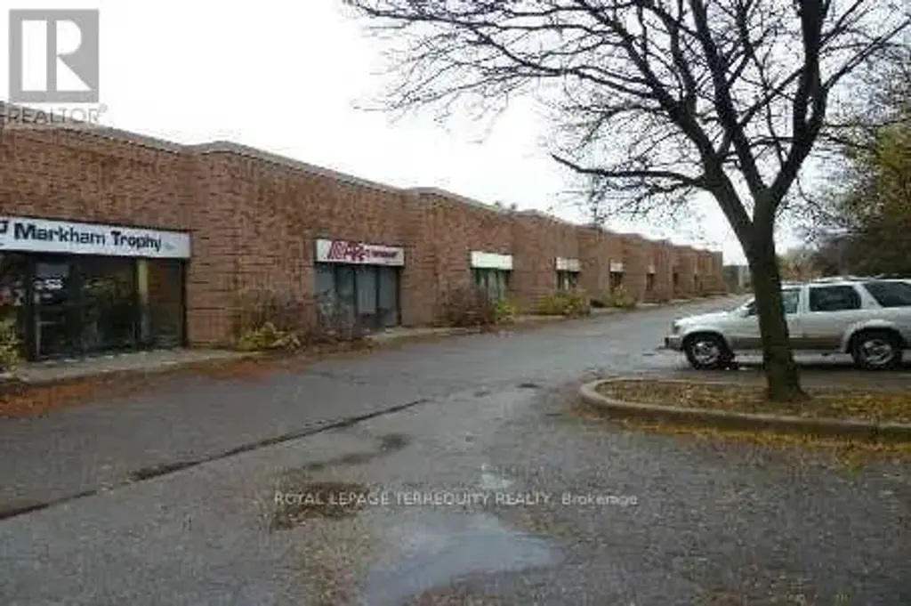 524 Hood Road, Markham (Milliken Mills West)