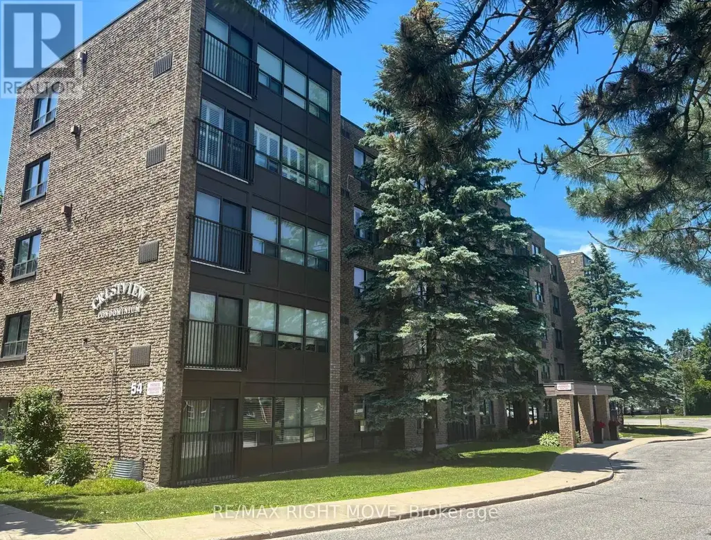 202 - 54 Fittons Road W, Orillia