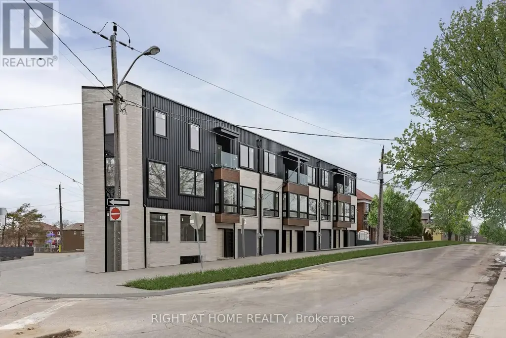 272 Atlas Avenue, Toronto (Humewood-Cedarvale)