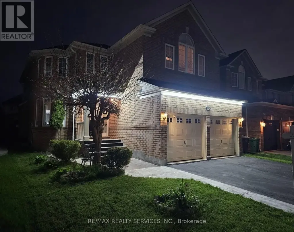 3696 Waterfall Crescent, Mississauga (Lisgar)