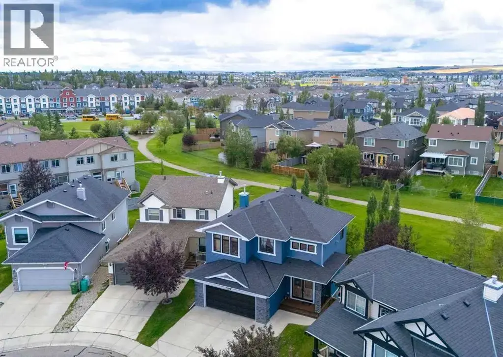 237 Luxstone Green Sw, Airdrie