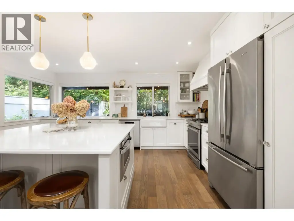3558 Everglade Place, North Vancouver
