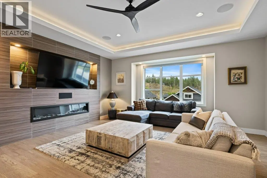 288 Upper Canyon Drive N. Kelowna, British Columbia