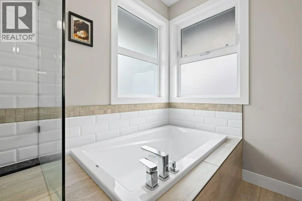 288 Upper Canyon Drive N. Kelowna, British Columbia