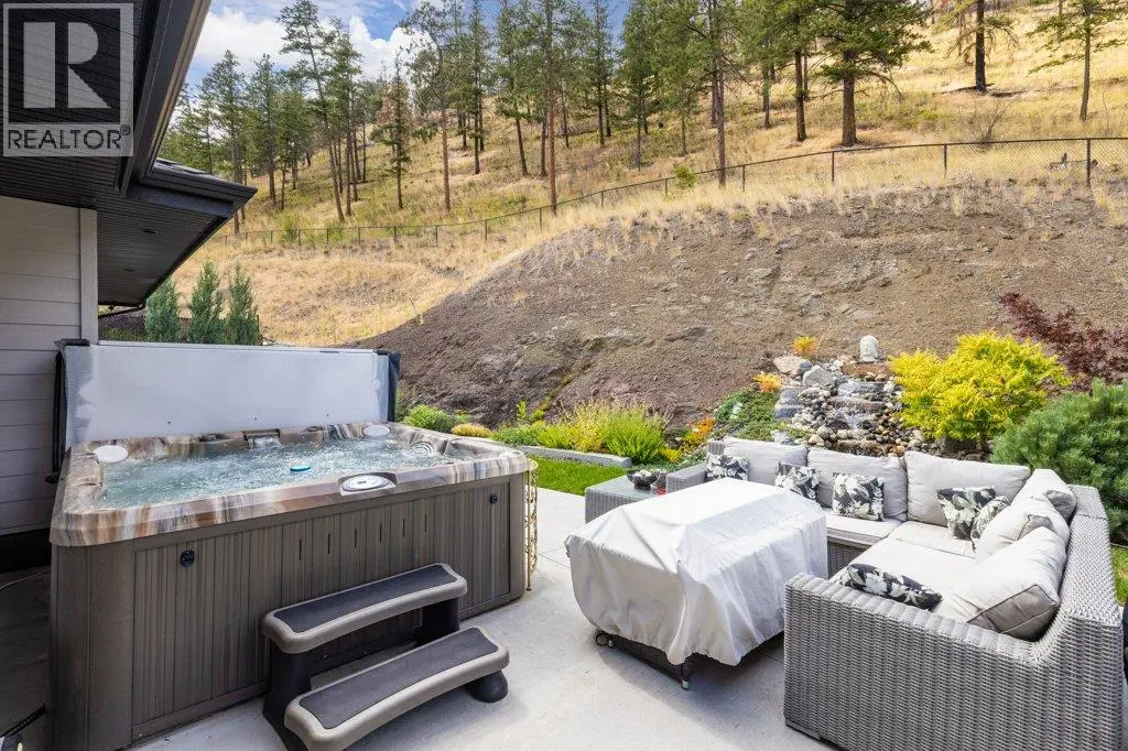 288 Upper Canyon Drive N. Kelowna, British Columbia