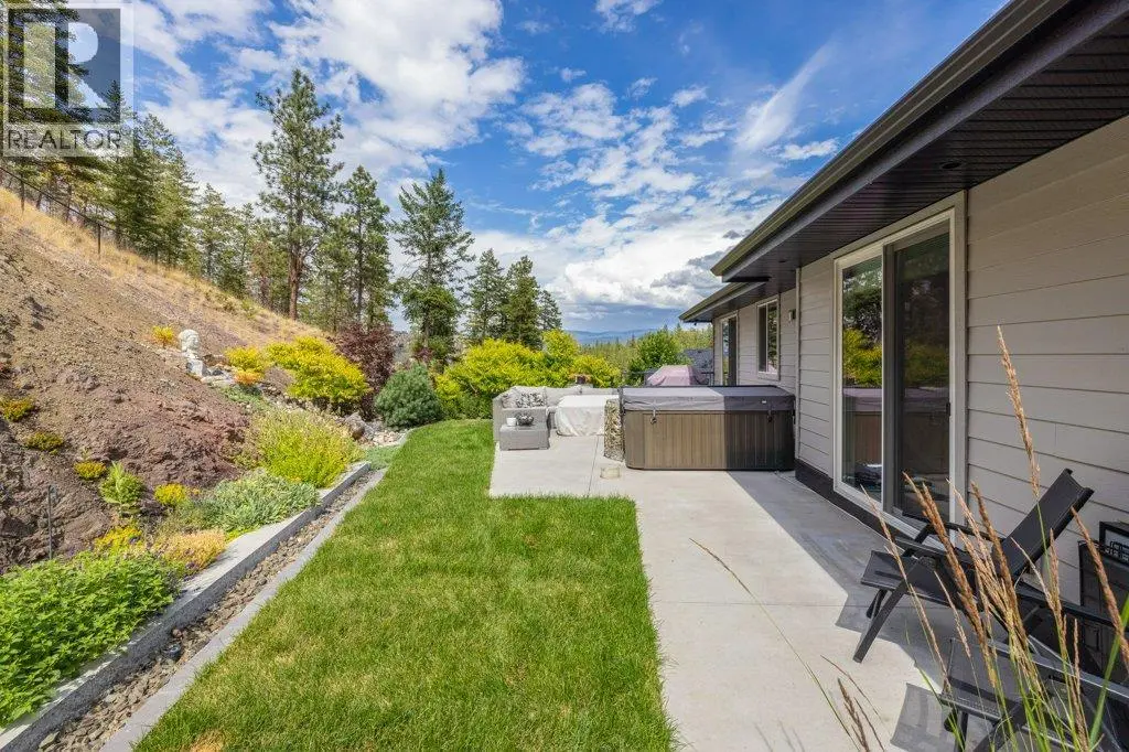 288 Upper Canyon Drive N. Kelowna, British Columbia