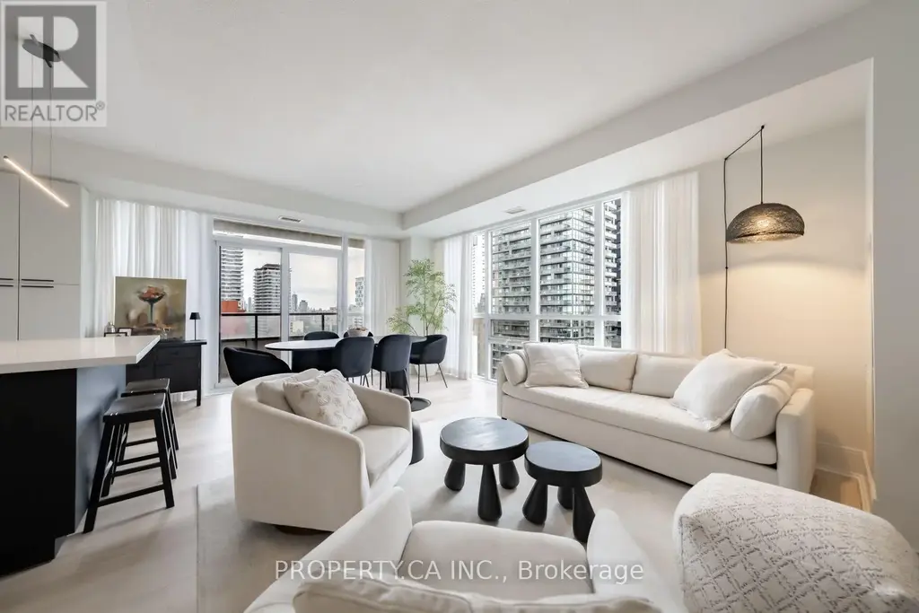 1415 - 70 Roehampton Avenue, Toronto (Mount Pleasant West)