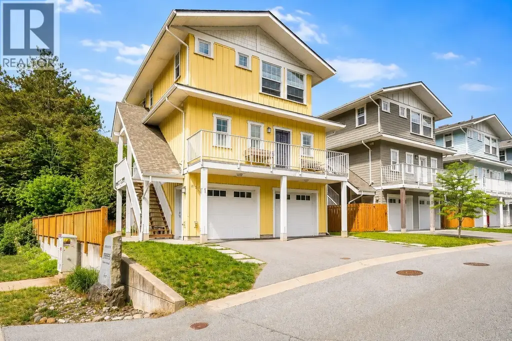 1 39885 Government Road, Squamish