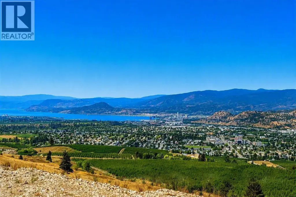 214 Turnberry Street, Kelowna