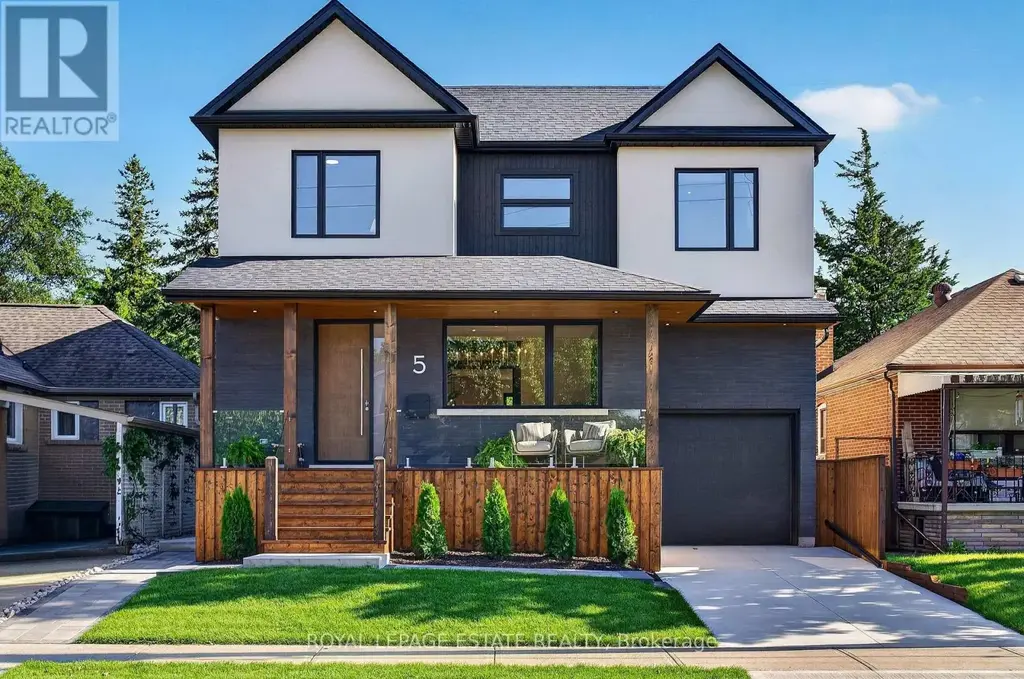 5 North Drive, Toronto (Birchcliffe-Cliffside)