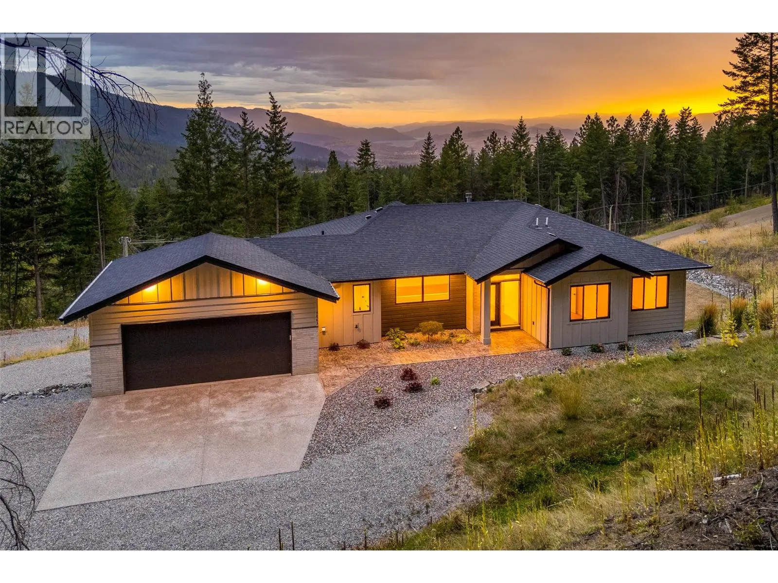 Photo of Listing #10400532