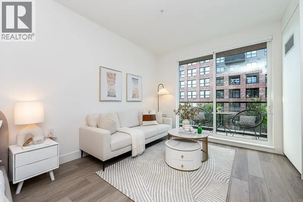 203 422 Lakewood Drive, Vancouver