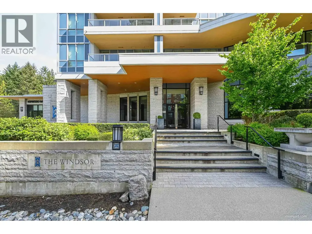 703 3093 Windsor Gate, Coquitlam