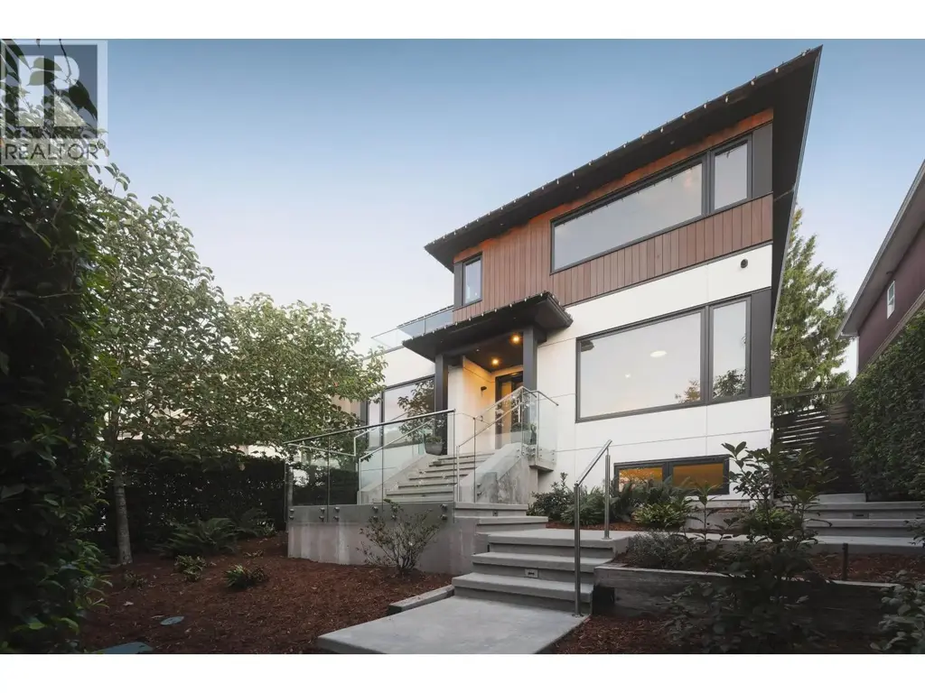 50 Dieppe Place, Vancouver