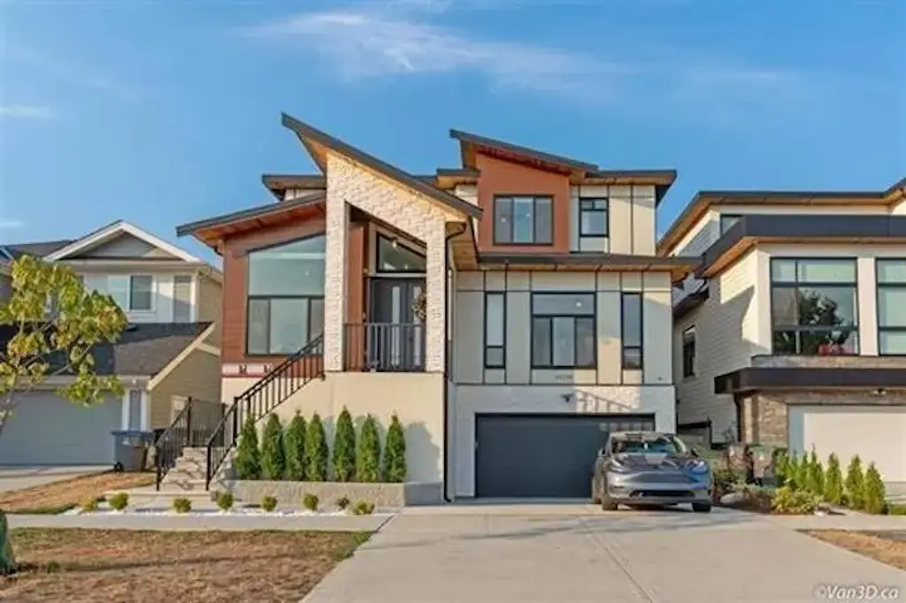 16759 18 Avenue, Surrey