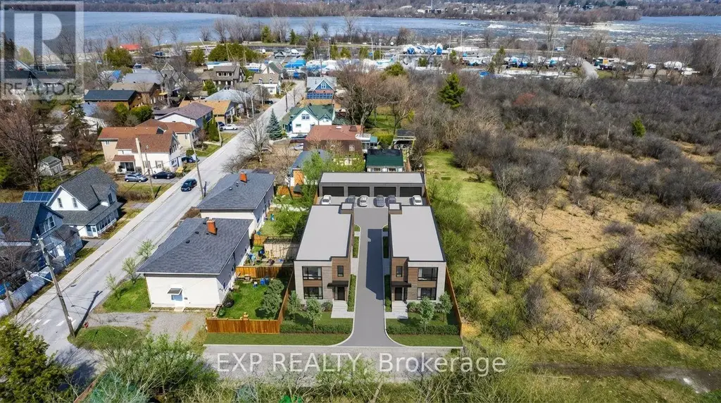 2723 Rowatt Street, Ottawa