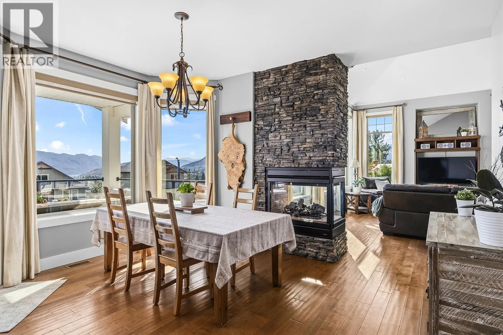 3162 Saddleback Place. West Kelowna, British Columbia