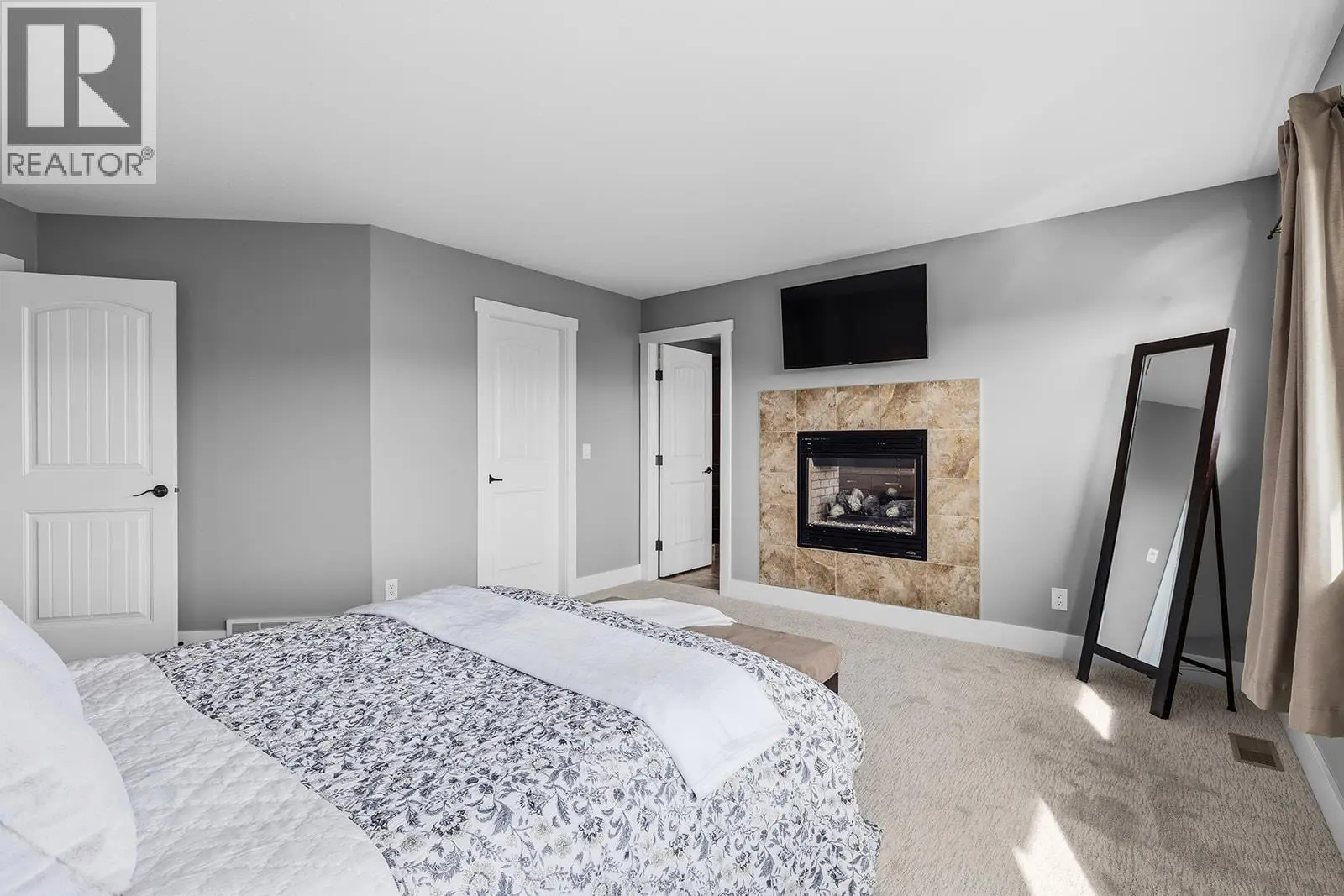 3162 Saddleback Place. West Kelowna, British Columbia