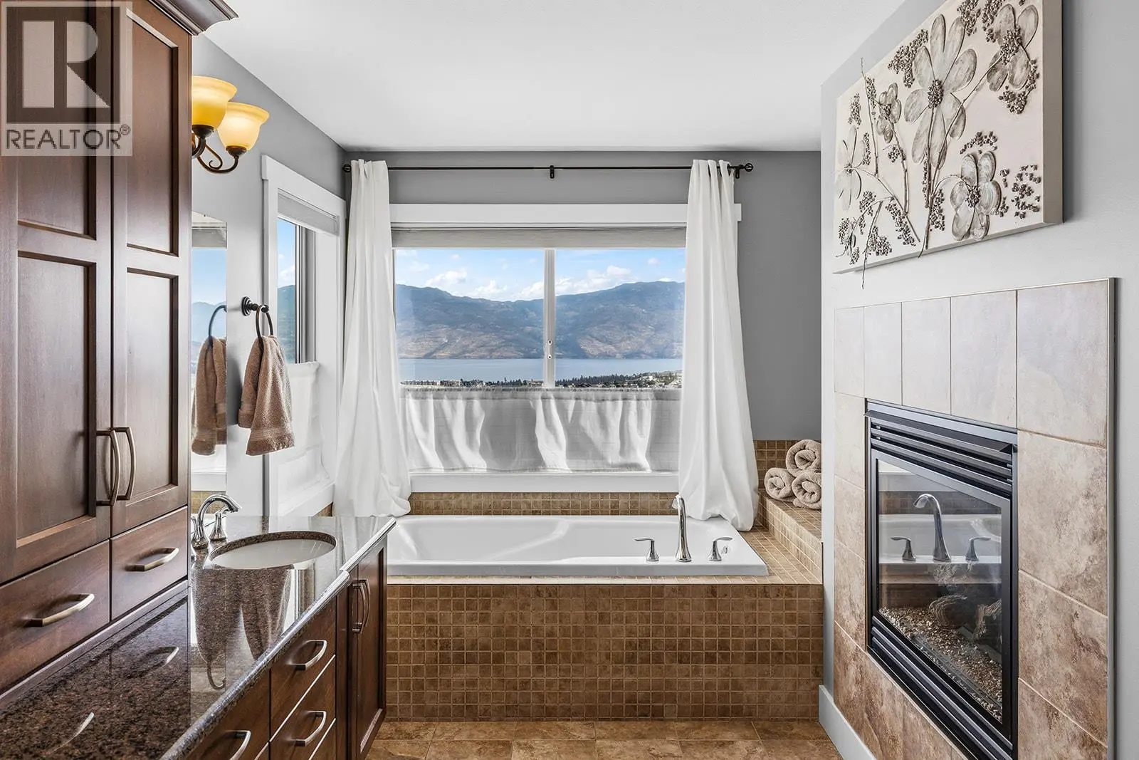 3162 Saddleback Place. West Kelowna, British Columbia