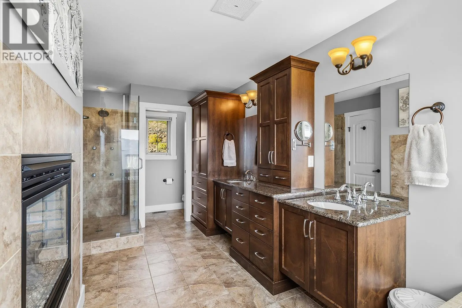 3162 Saddleback Place. West Kelowna, British Columbia