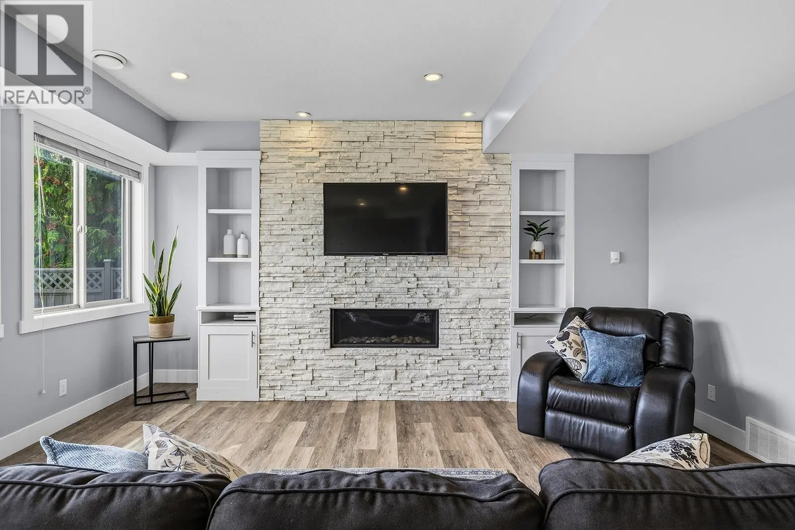 3162 Saddleback Place. West Kelowna, British Columbia