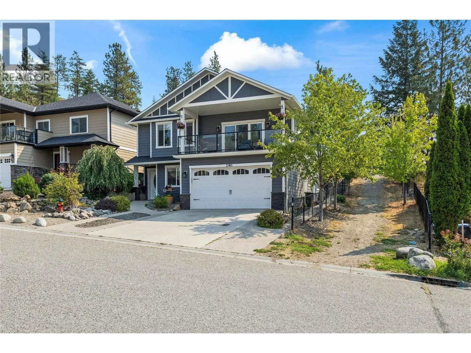 2180 Sunview Drive. West Kelowna, British Columbia