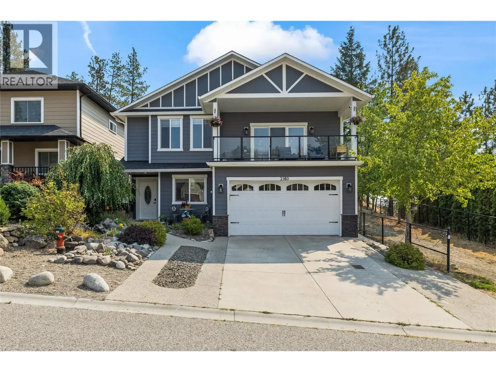2180 Sunview Drive. West Kelowna, British Columbia