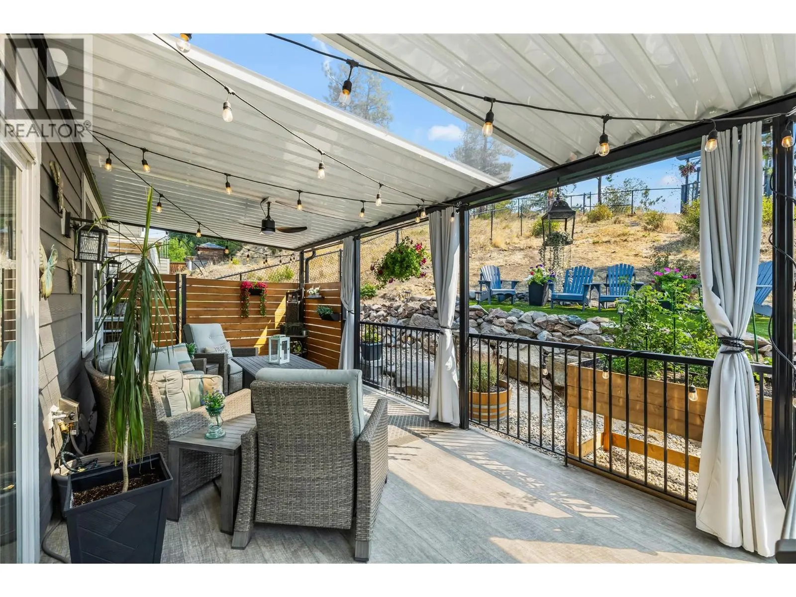 2180 Sunview Drive. West Kelowna, British Columbia