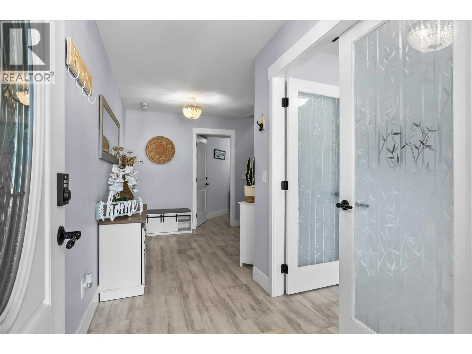 2180 Sunview Drive. West Kelowna, British Columbia
