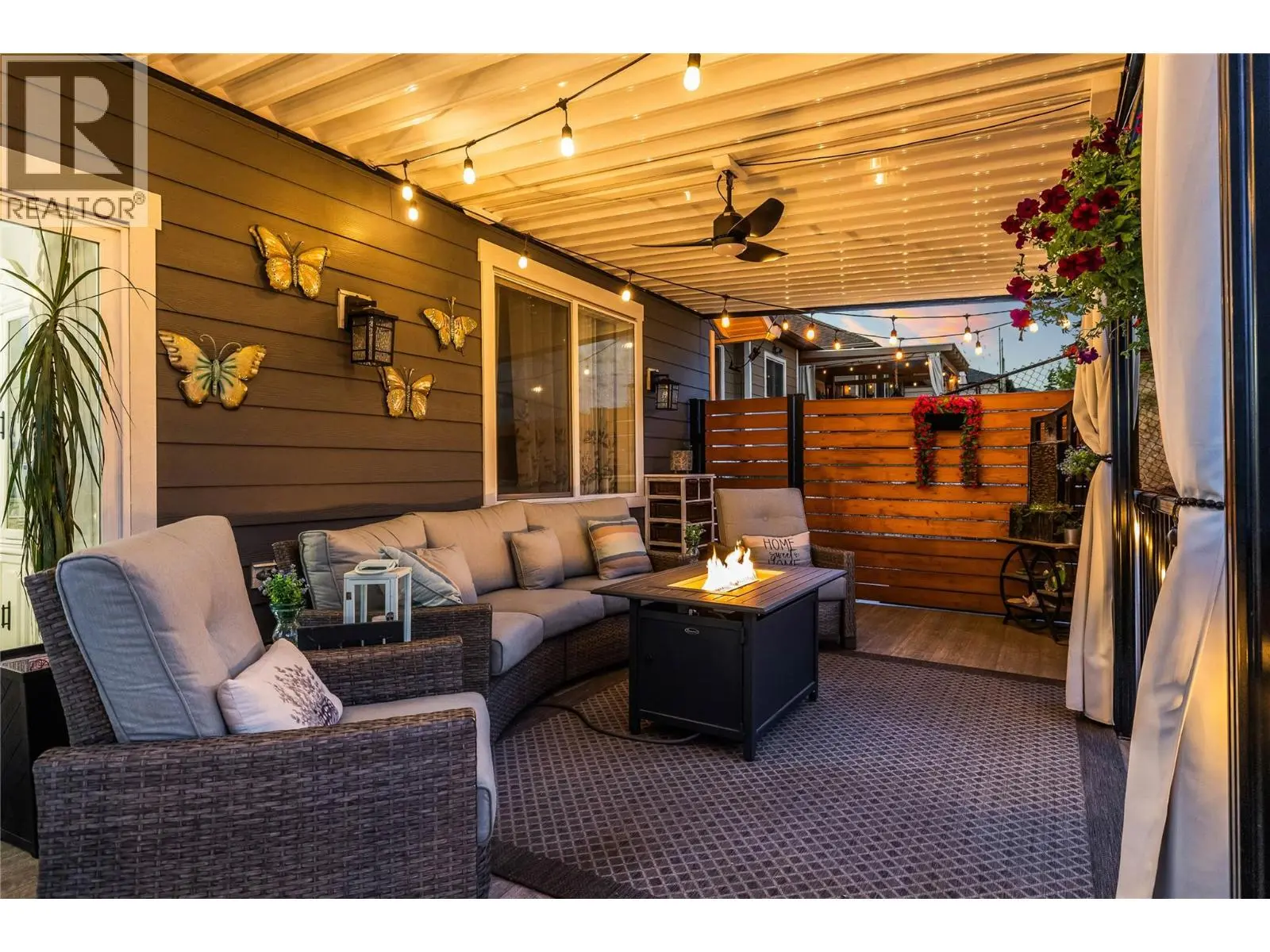 2180 Sunview Drive. West Kelowna, British Columbia