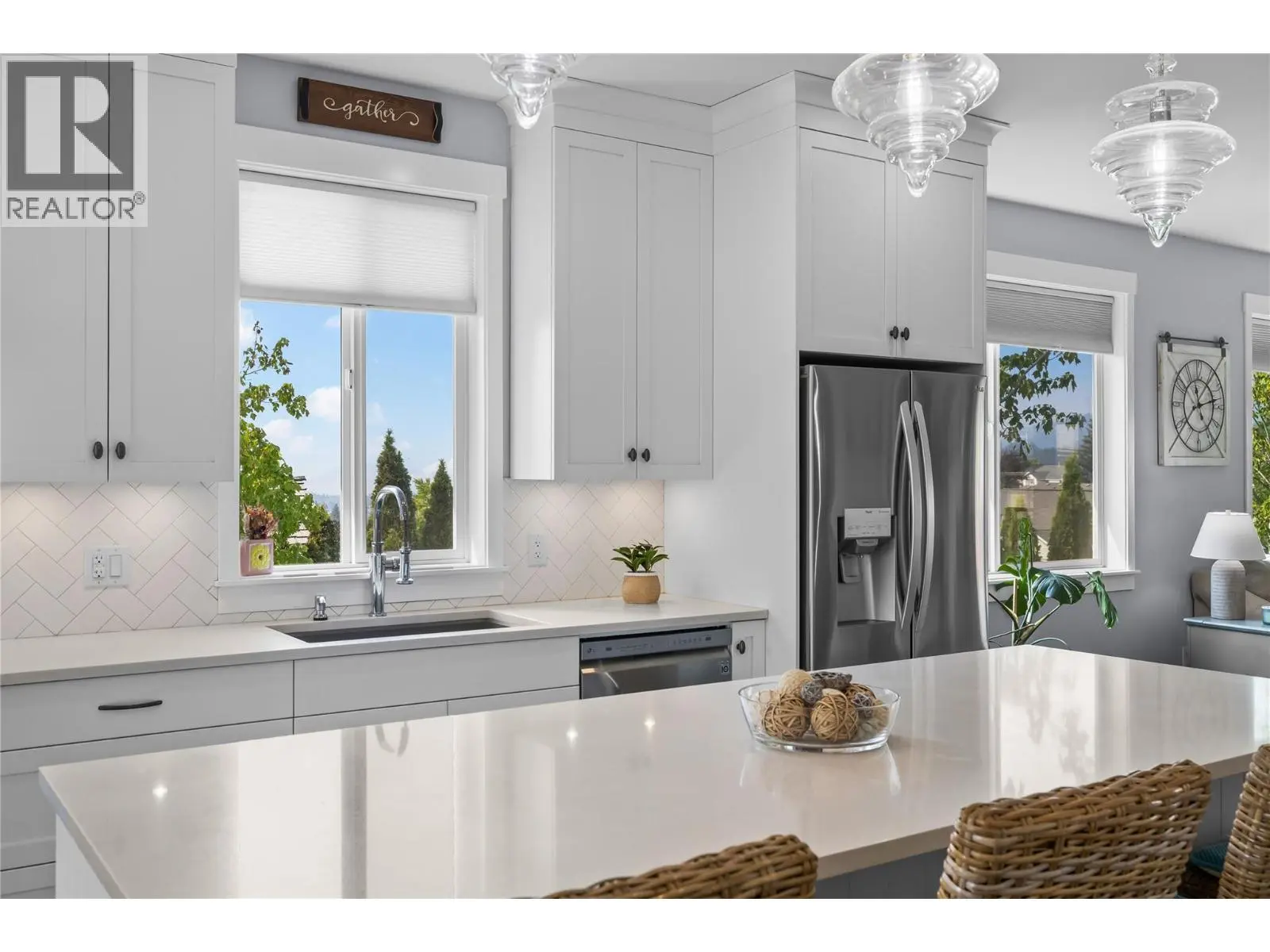 2180 Sunview Drive. West Kelowna, British Columbia