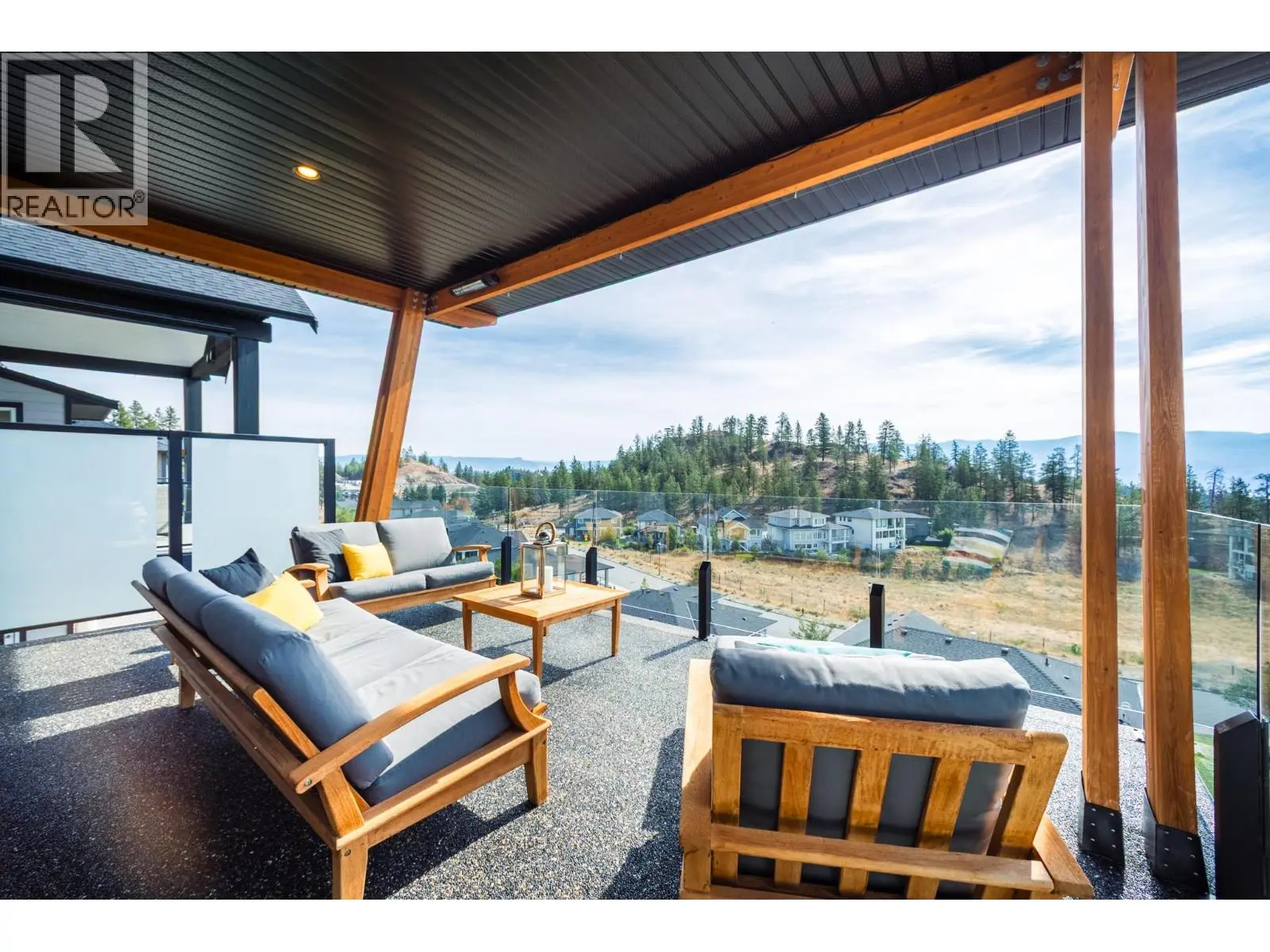 2559 Crown Crest Drive. West Kelowna, British Columbia
